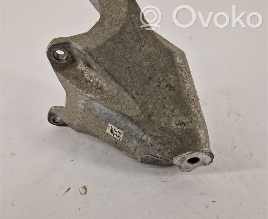 Audi e-tron Engine mounting bracket 