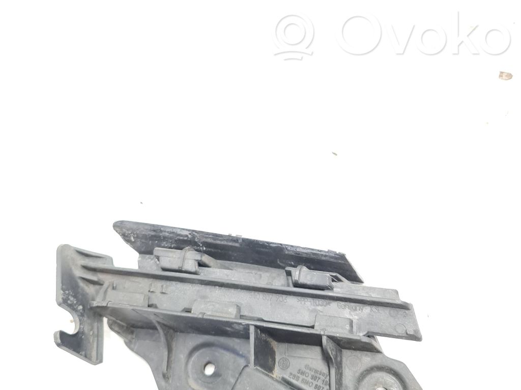Volkswagen Golf VI Front bumper mounting bracket 