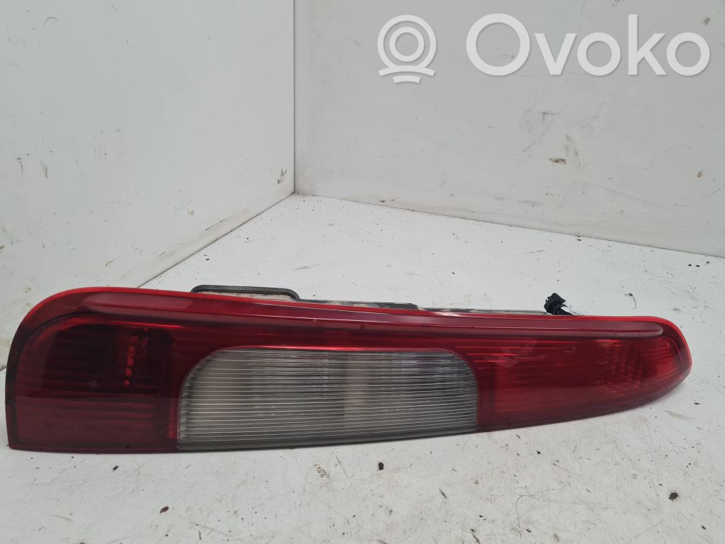 Ford C-MAX I Lampa tylna 