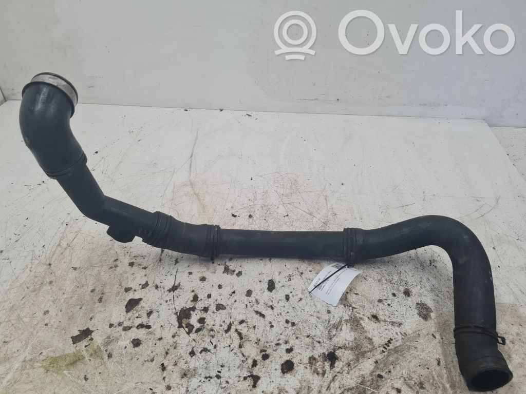 Air intake hose/pipe