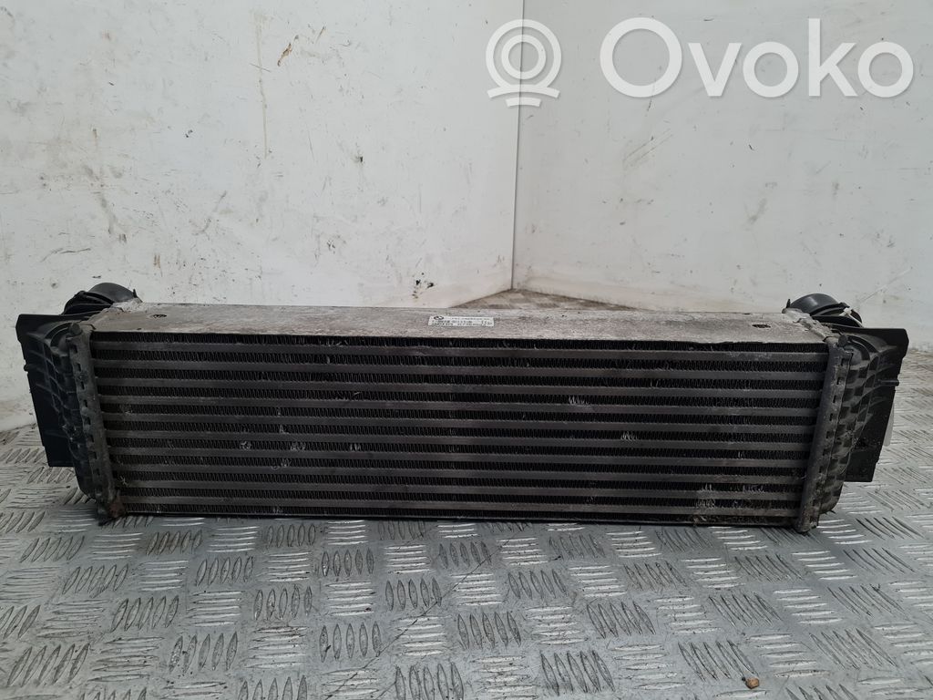 BMW 5 F10 F11 Interkūlerio radiatorius 