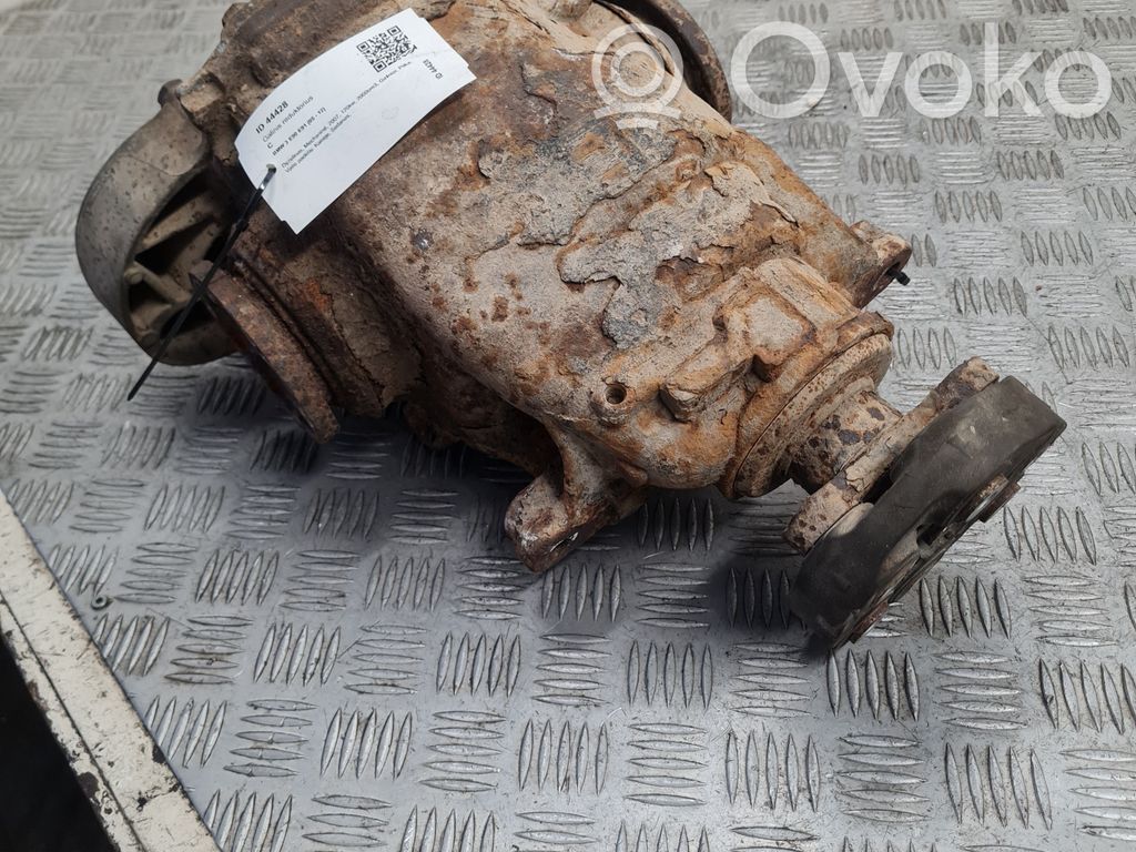 BMW 3 E90 E91 Galinis reduktorius 
