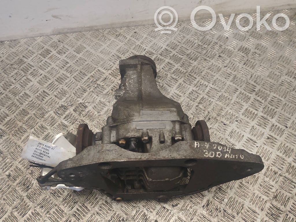 Audi A7 S7 4G Galinis reduktorius 