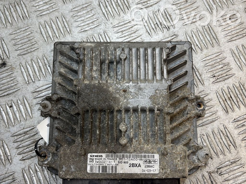 Ford C-MAX I Engine control unit/module 