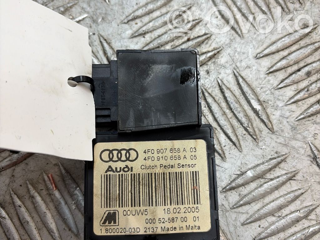 Audi A6 S6 C6 4F Clutch pedal sensor 