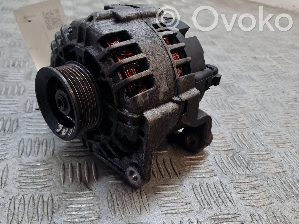 Audi A6 S6 C5 4B Ģenerators 