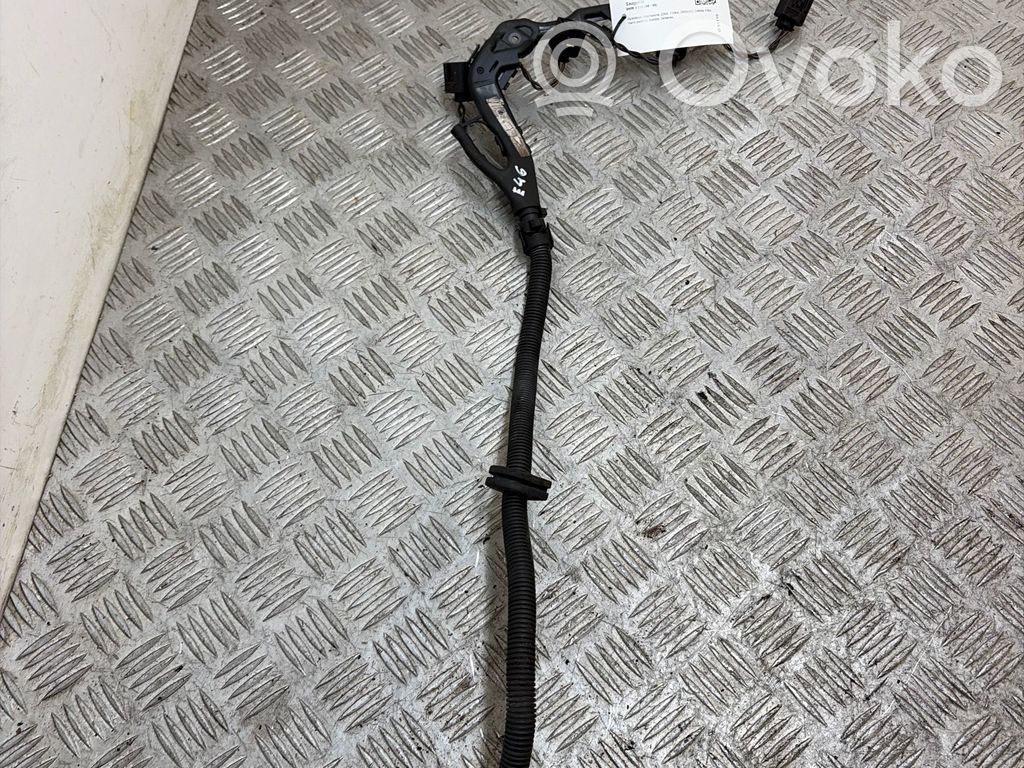 BMW 3 E46 Polttoainesuuttimien johdot 