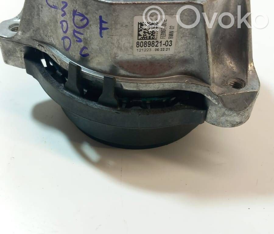 Microcar M8 Engine mount bracket 