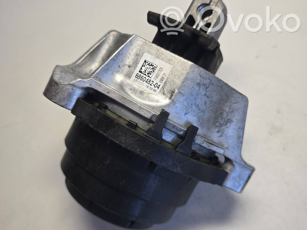 Engine mount bracket   6860482