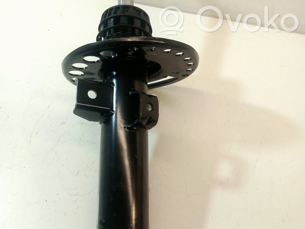 BMW 4 G22 G23 G24 G26 Priekinis amortizatorius 