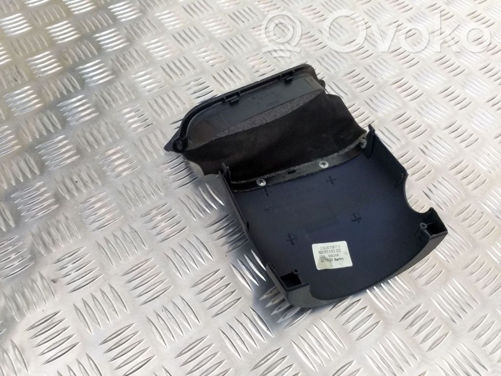 Audi A4 S4 B6 8E 8H Elementy poszycia kolumny kierowniczej 