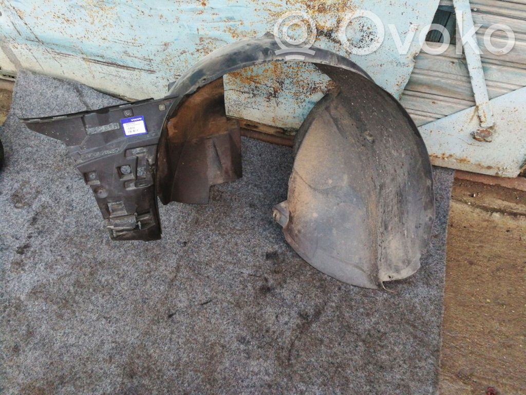 Volvo V70 Front wheel arch liner splash guards 