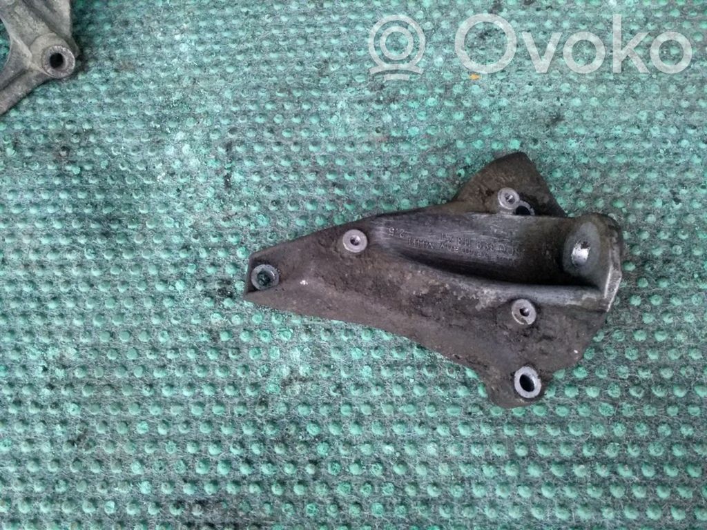 Audi A6 S6 C5 4B Gearbox mounting bracket 