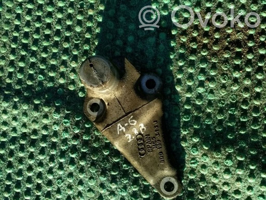 Audi A6 S6 C5 4B Engine mounting bracket 