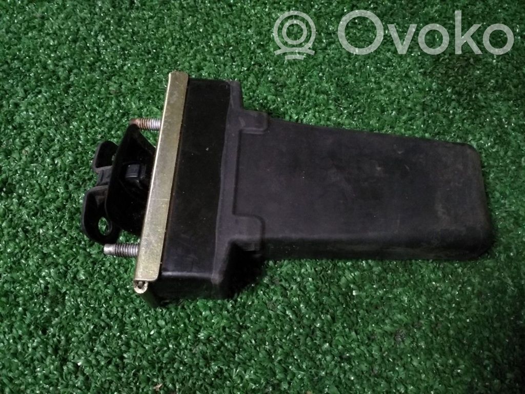 Saab 9-3 Ver1 Etuoven pidätin 