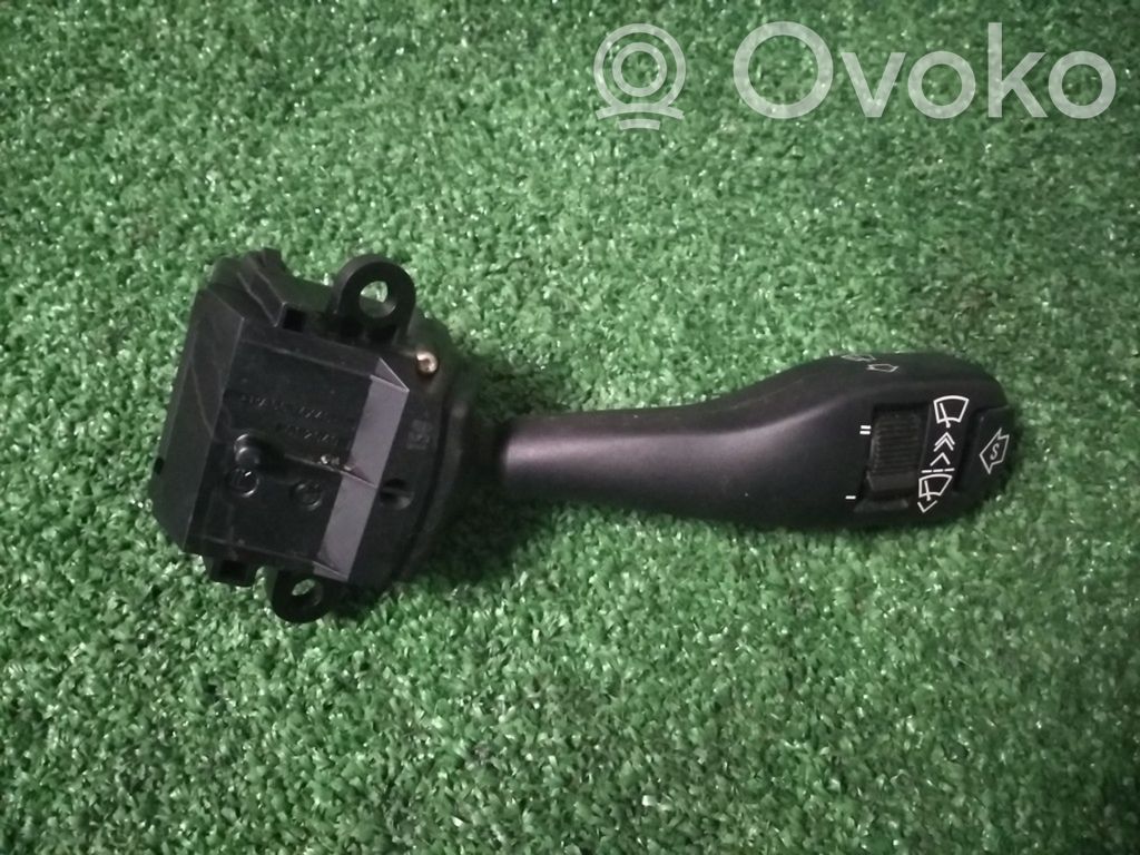 BMW 5 E39 Valytuvų rankenėlė 