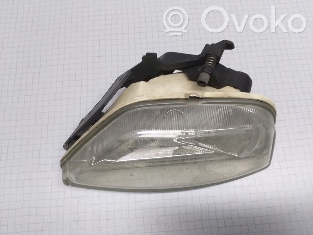 Ford Focus Miglas lukturis priekšā 