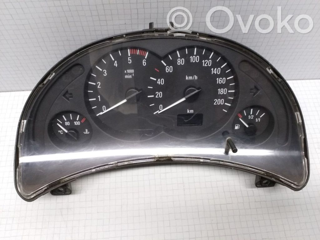 Opel Corsa C Speedometer (instrument cluster) 