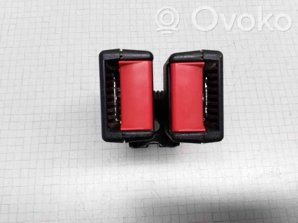 Opel Zafira A Hebilla del cinturón de seguridad trasero 