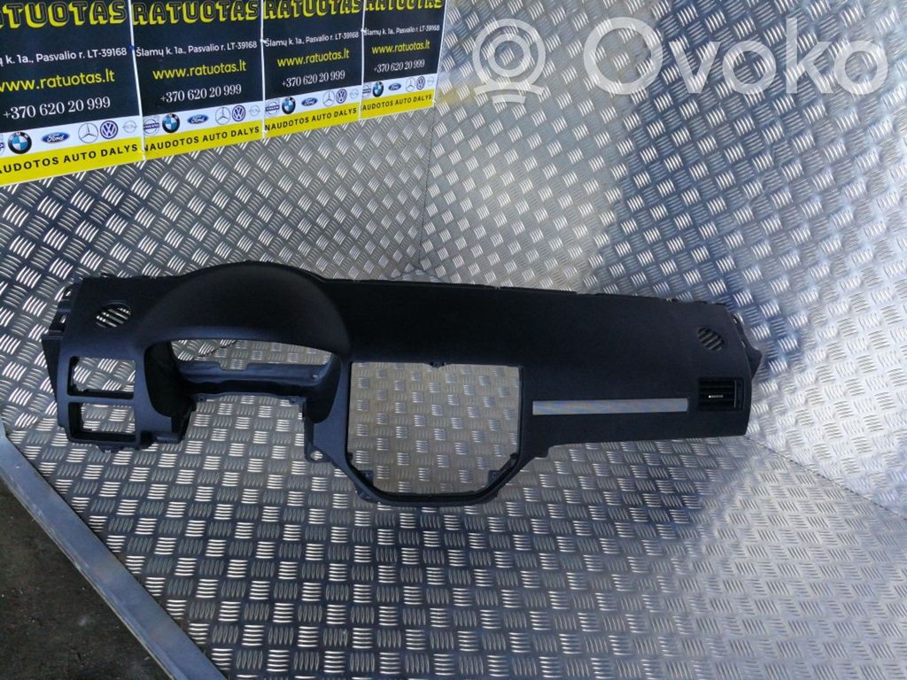 Ford Focus C-MAX Panelis 