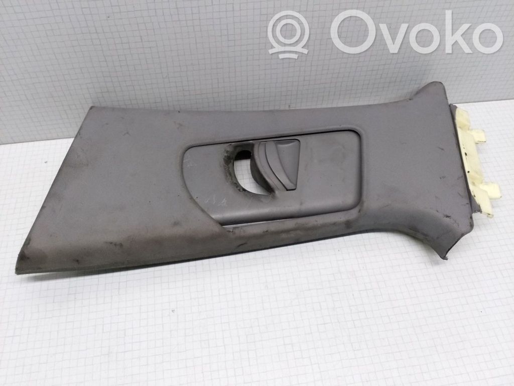 Audi A4 S4 B6 8E 8H Kita slenkscių/ statramsčių apdailos detalė 