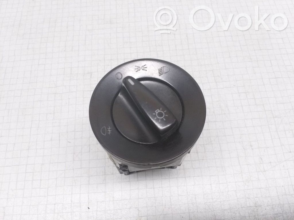 Audi A6 S6 C5 4B Interruptor de luz 