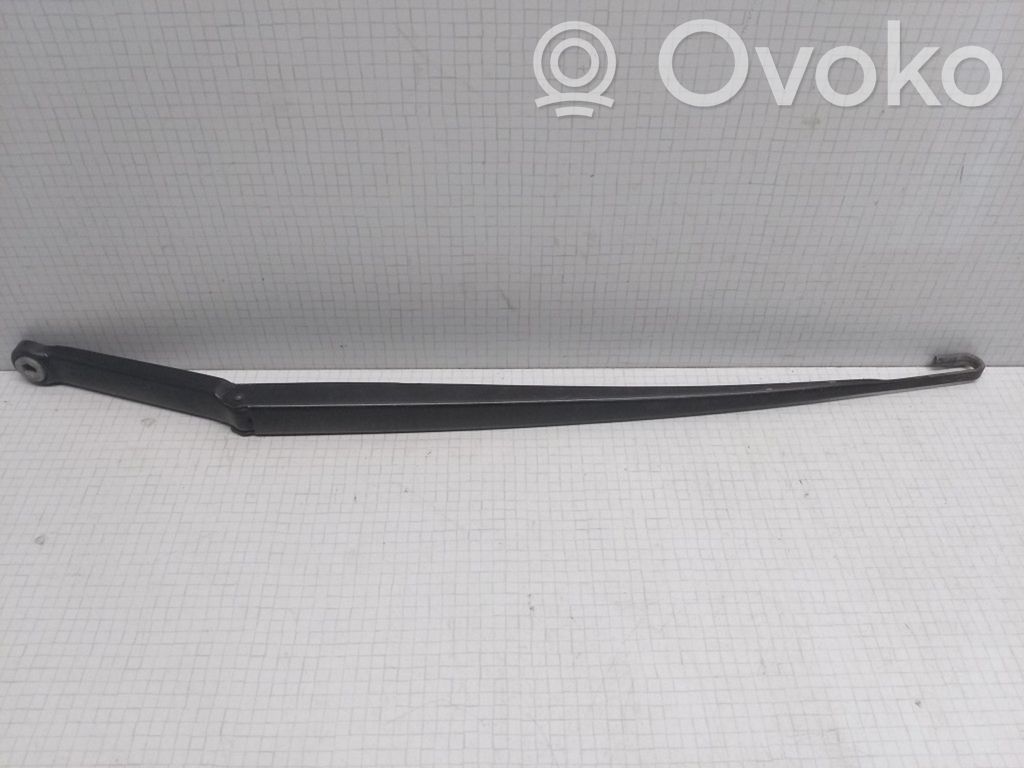 BMW 3 E46 Front wiper blade arm 