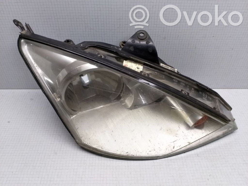 Ford Focus Headlight/headlamp 