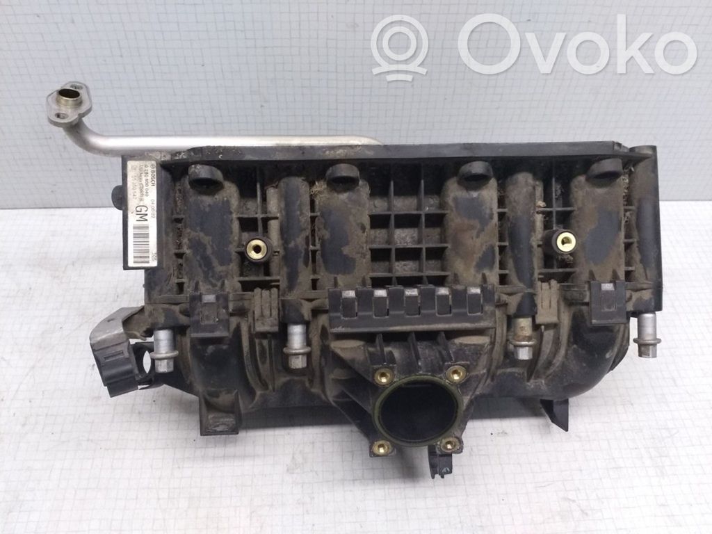 Opel Corsa C Intake manifold 