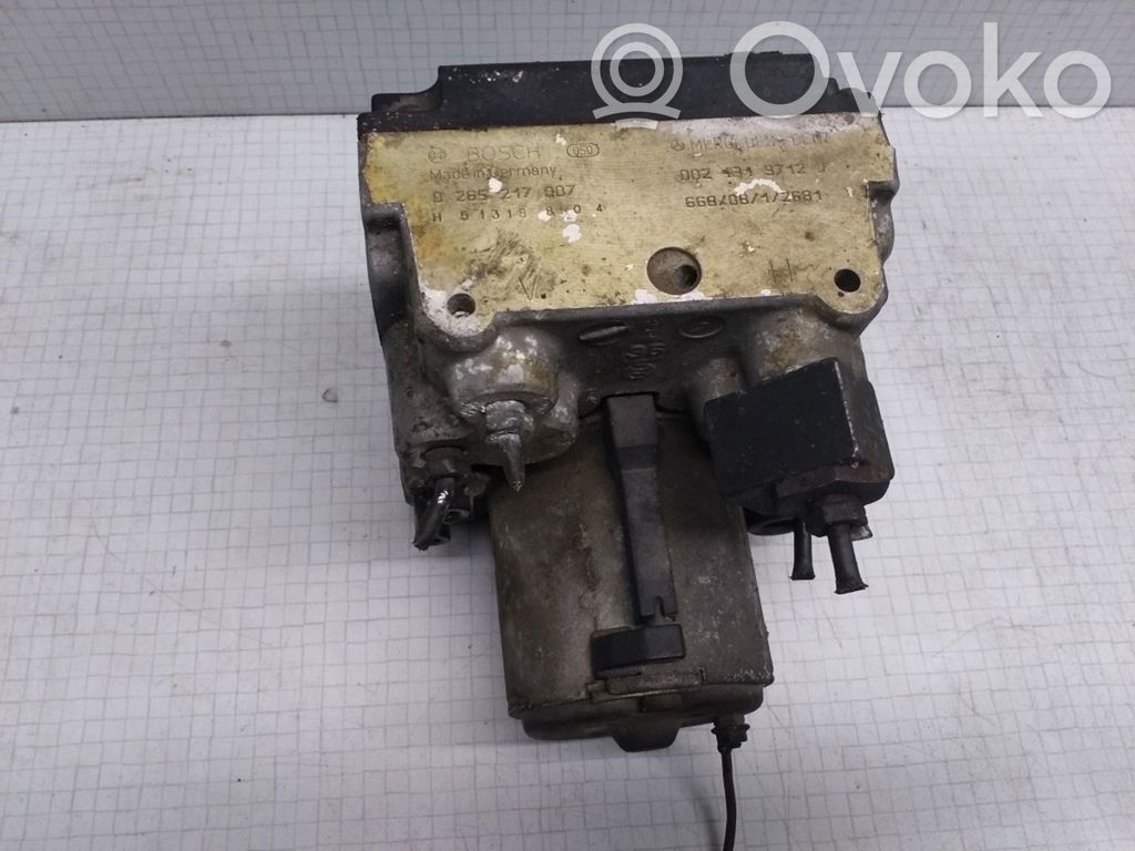 Mercedes-Benz E W210 Bomba de ABS 