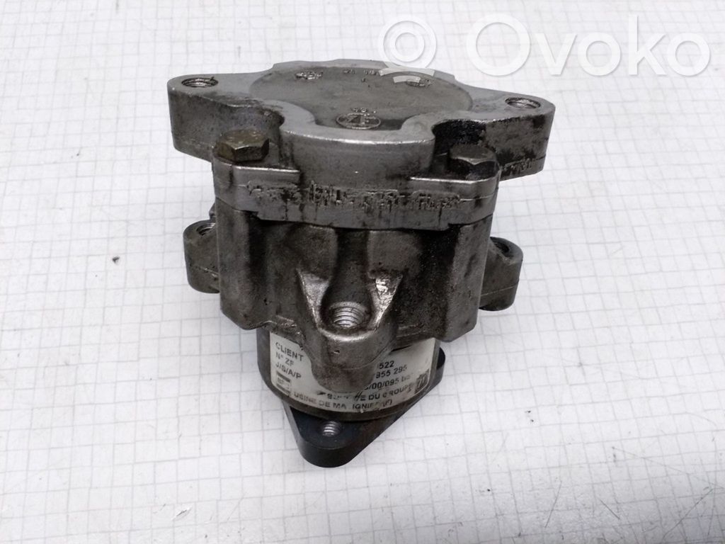 Alfa Romeo 156 Ohjaustehostimen pumppu 