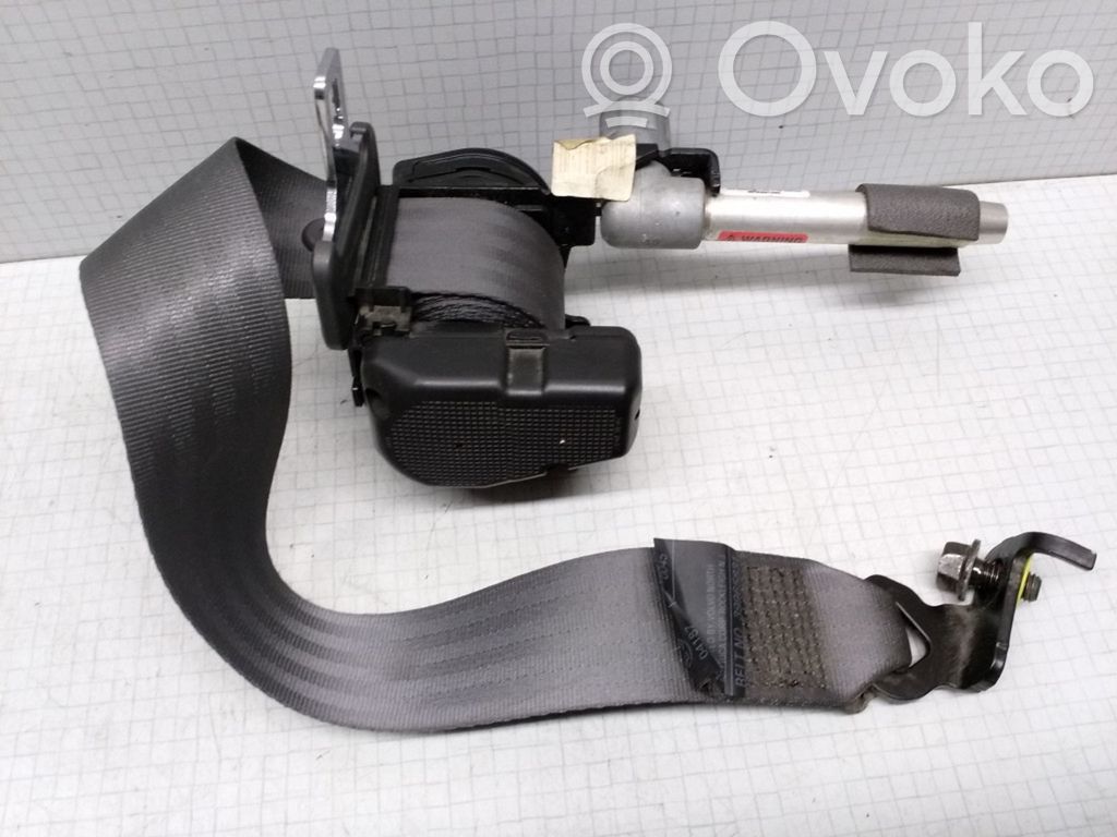 Volvo S60 Cinturón trasero 