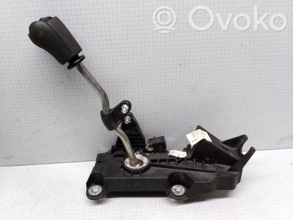 Ford Focus Gear shifter/selector 