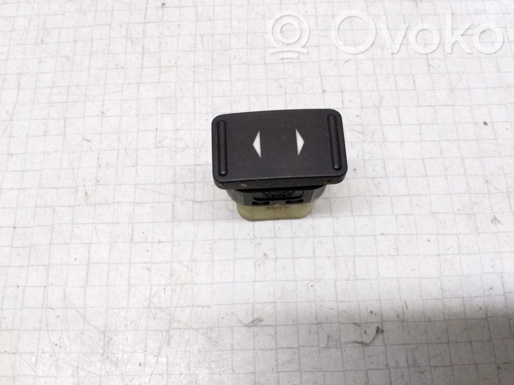Ford Focus Electric window control switch 