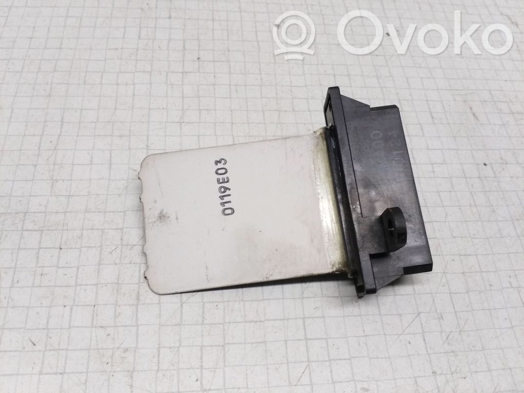Volkswagen Golf IV Rezystor / Opornik dmuchawy nawiewu 