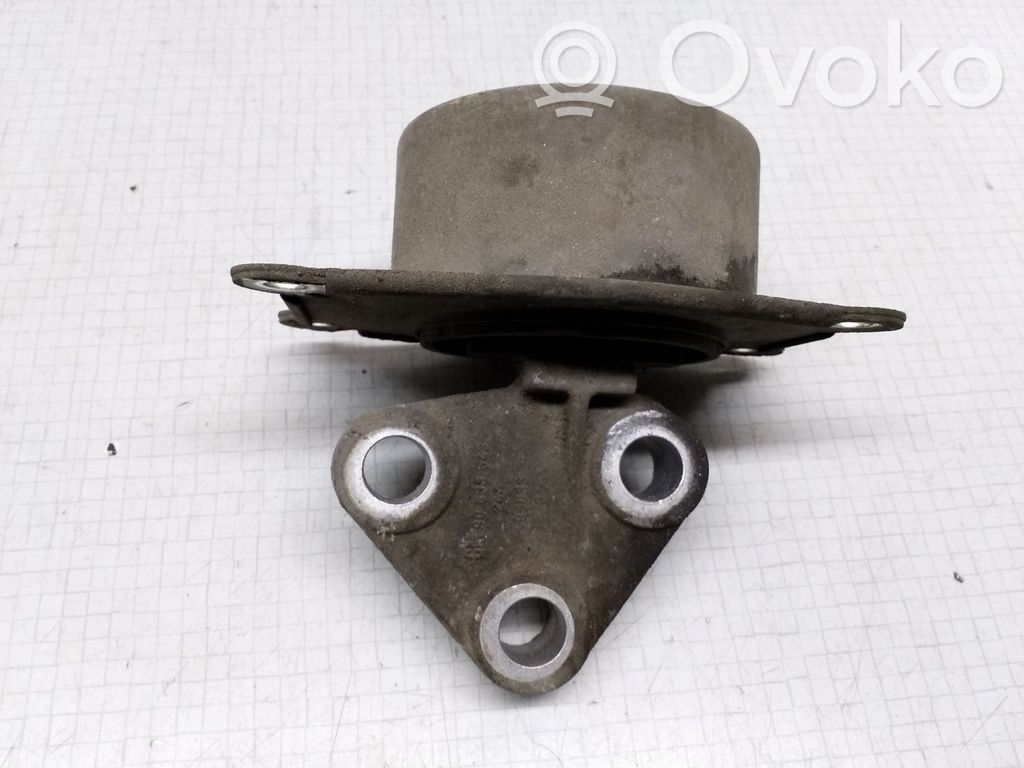 Opel Astra G Engine mount bracket 