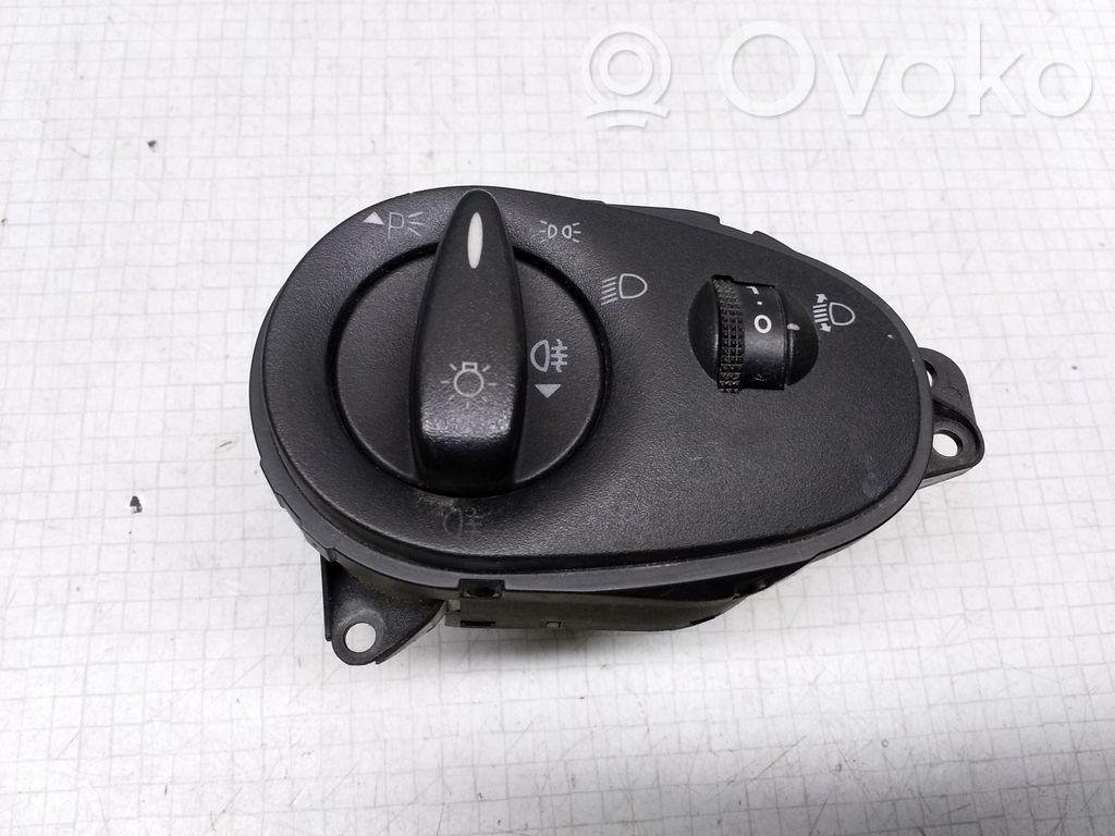 Ford Focus Light switch 