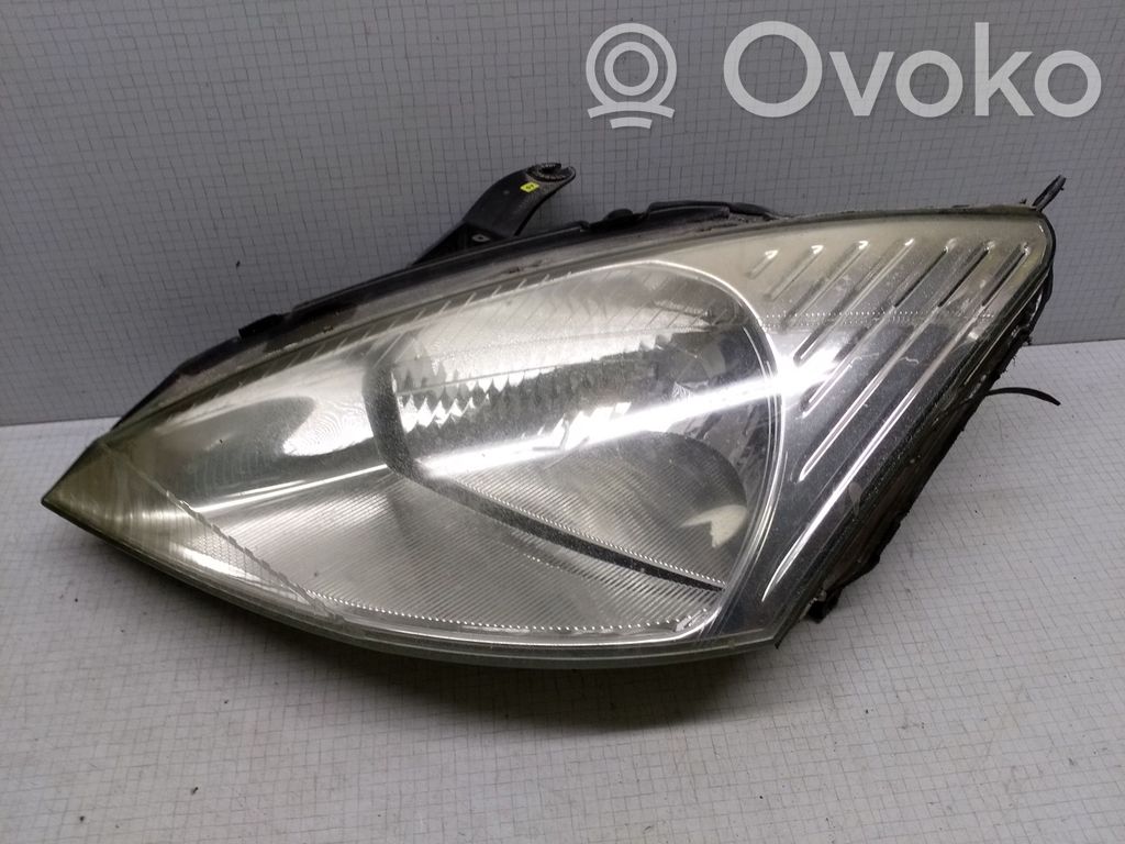 Ford Focus Headlight/headlamp 