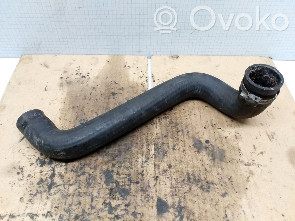 Engine coolant pipe/hose