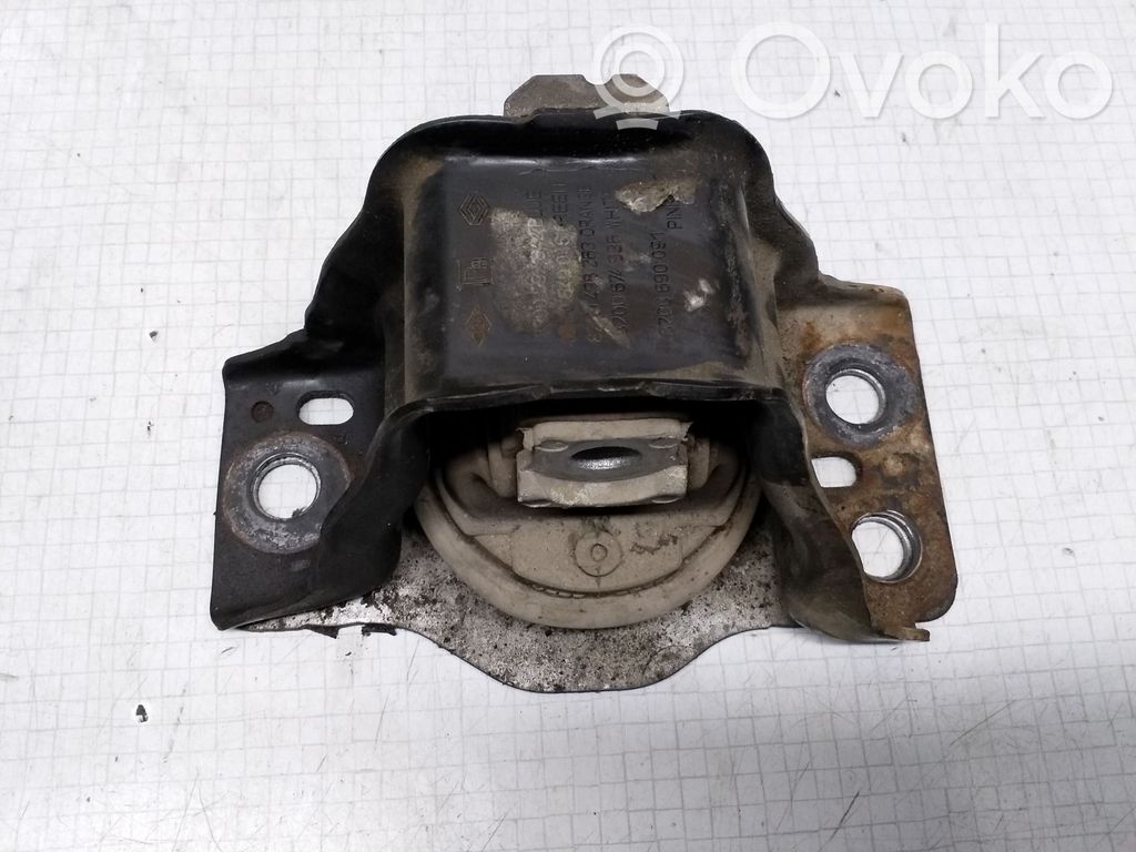 Renault Megane II Engine mount bracket 