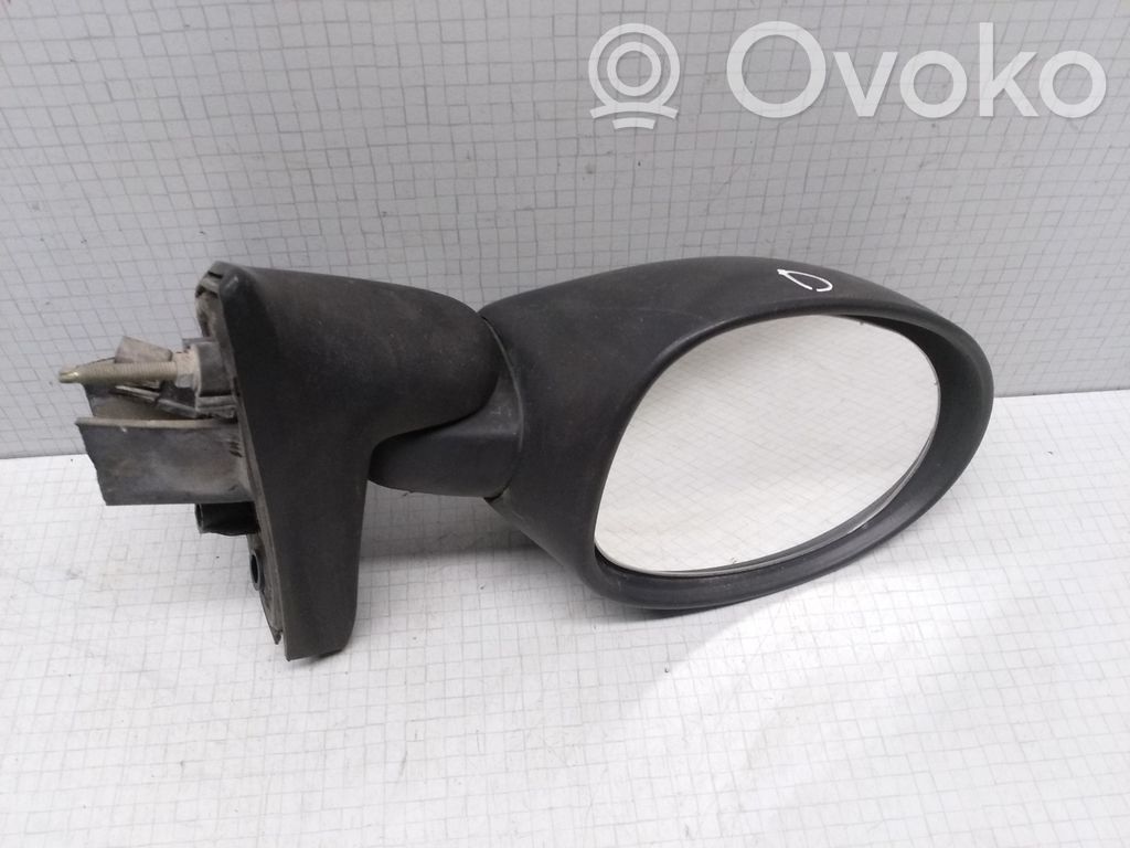 Renault Twingo I Front door electric wing mirror 