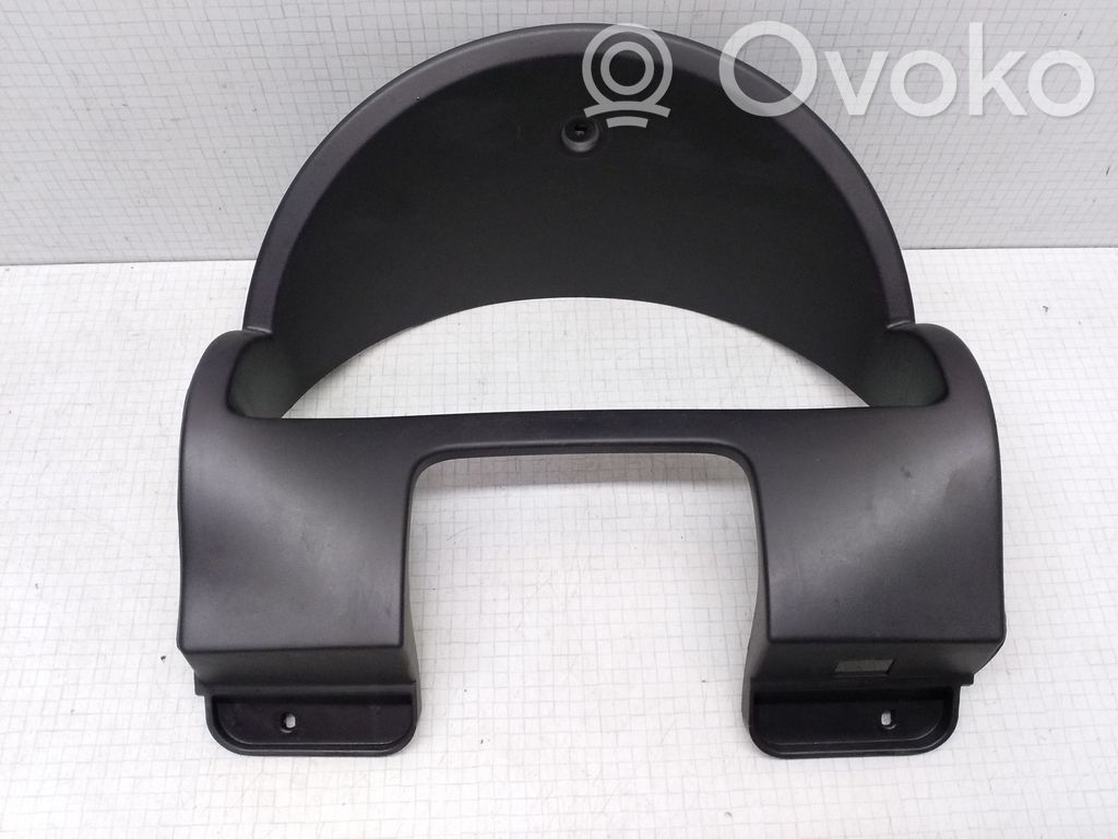Opel Corsa C Kojelaudan kehys 