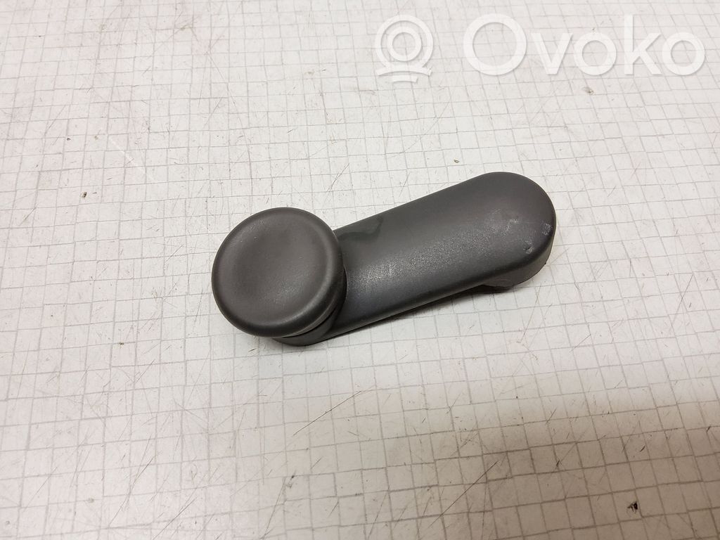 Opel Vectra C Moldura del elevalunas de la puerta trasera 