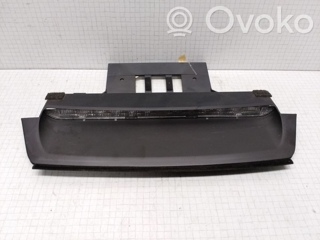 Volvo S60 Third/center stoplight 