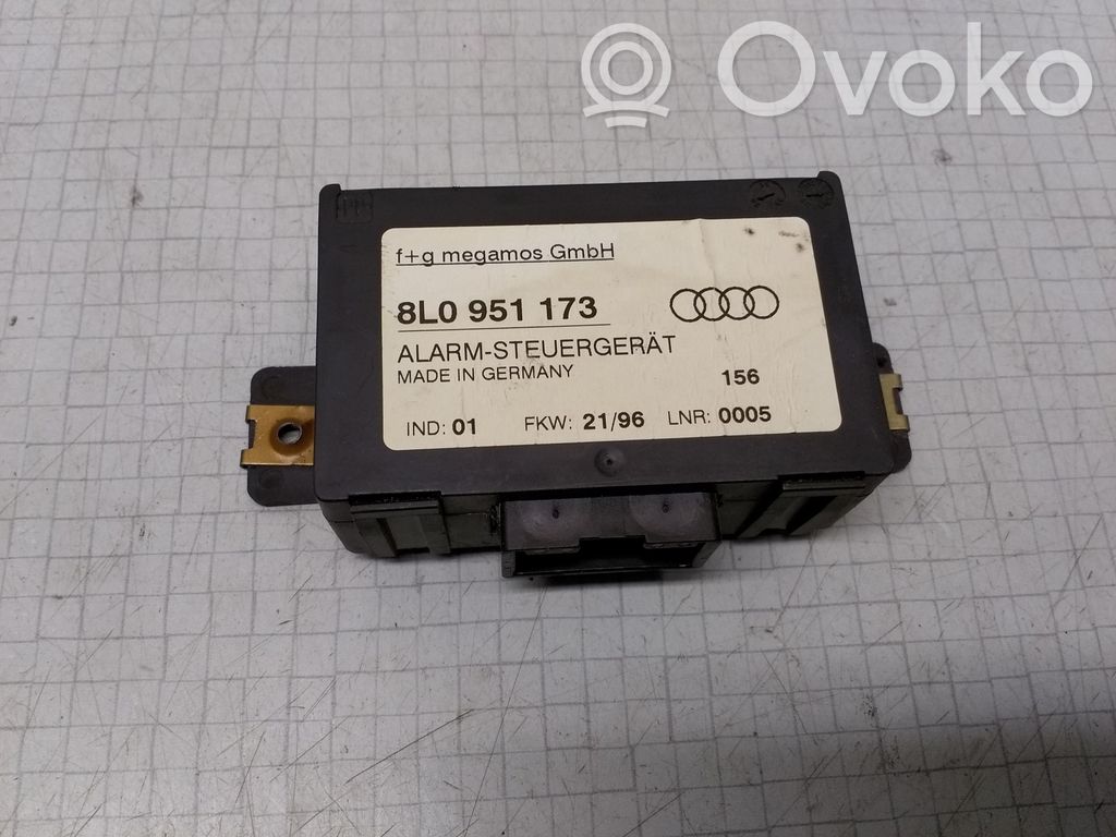 Audi A3 S3 8L Alarm control unit/module 