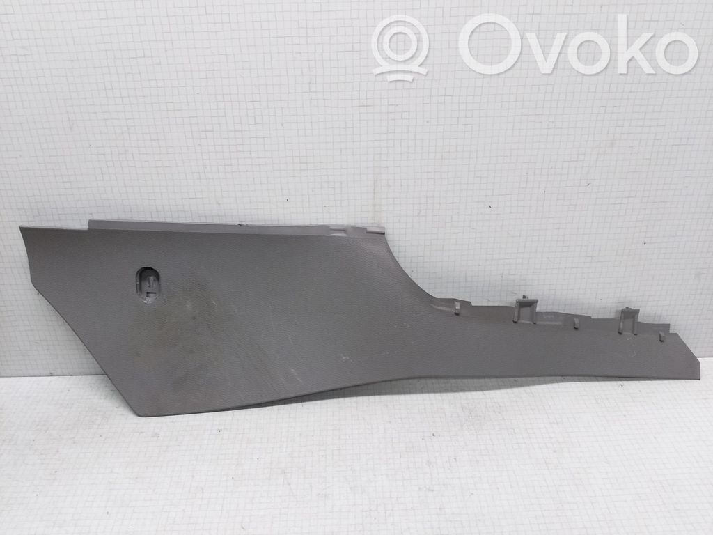 Volkswagen Golf V Other sill/pillar trim element 