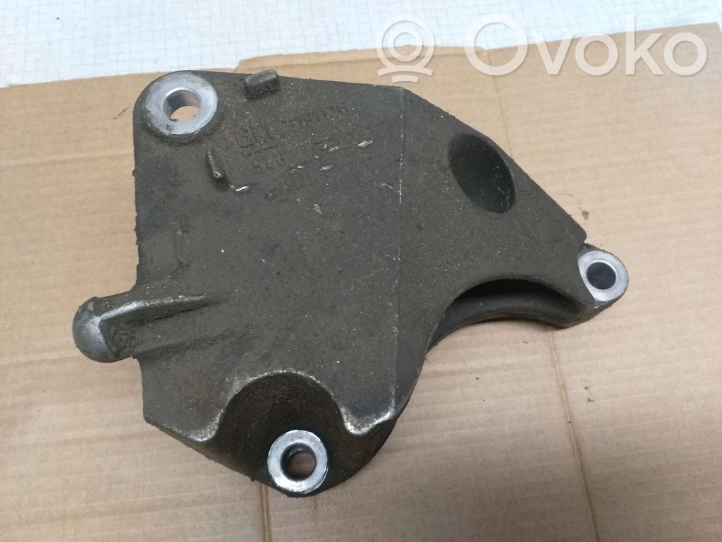Engine mounting bracket   9191126