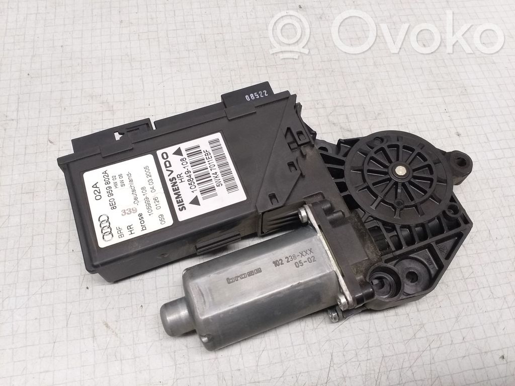Audi A4 S4 B7 8E 8H Silniczek podnoszenia szyby drzwi tylnych 