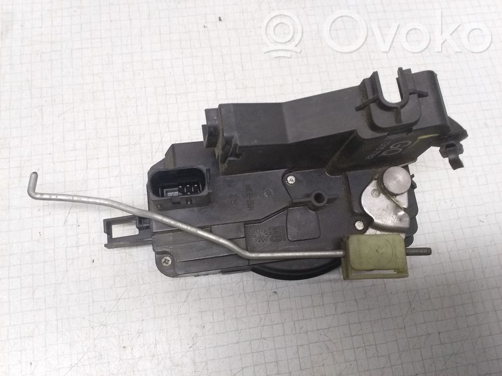 Opel Vectra C Etuoven lukko 