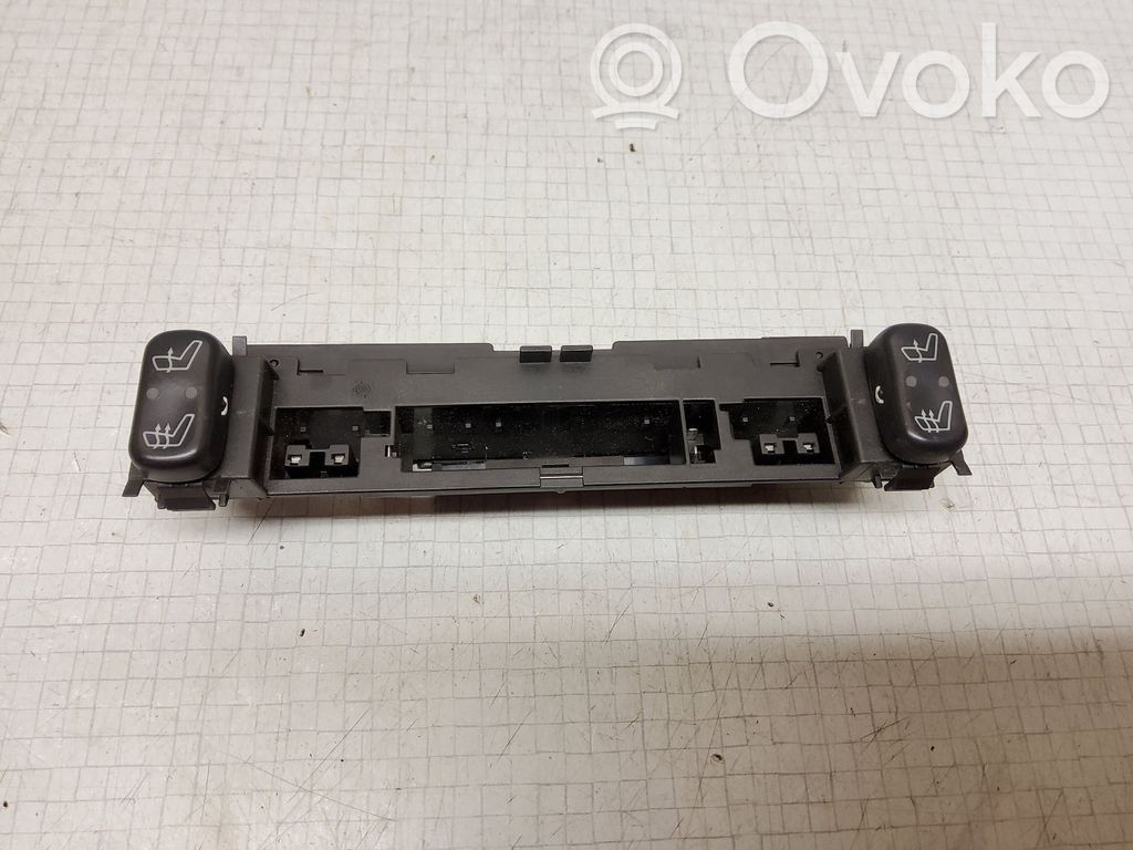 Mercedes-Benz E W210 Seat heating switch 